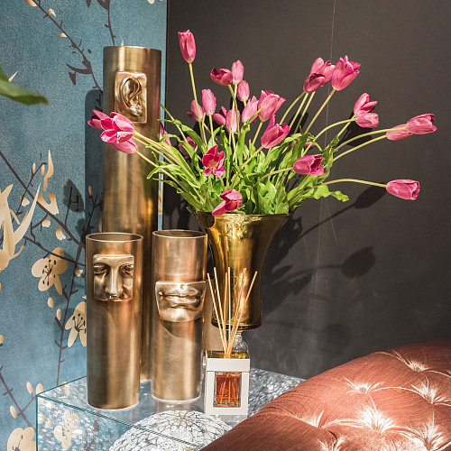 David Mouth Vase